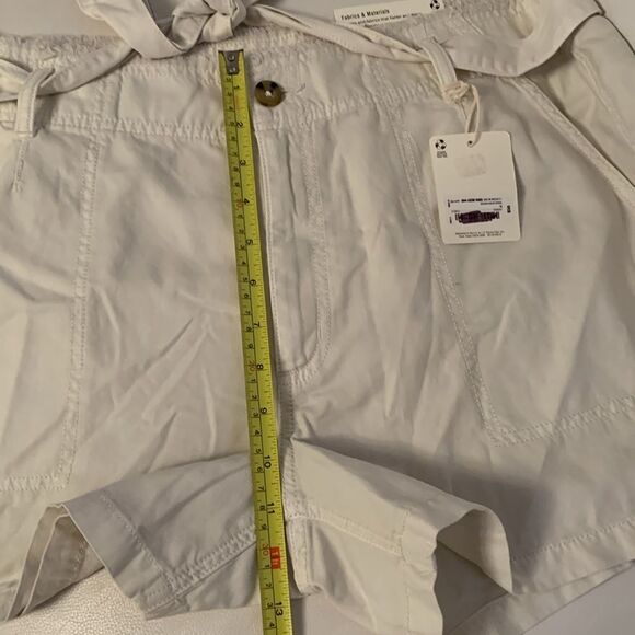 NWT A.N.A Women's Cream High Rise Shorts Size 14 - Picture 4 of 9